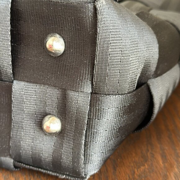 Large Black Original Seatbelt Bag/Messenger bag 15Lx4Dx11H - Picture 6 of 8
